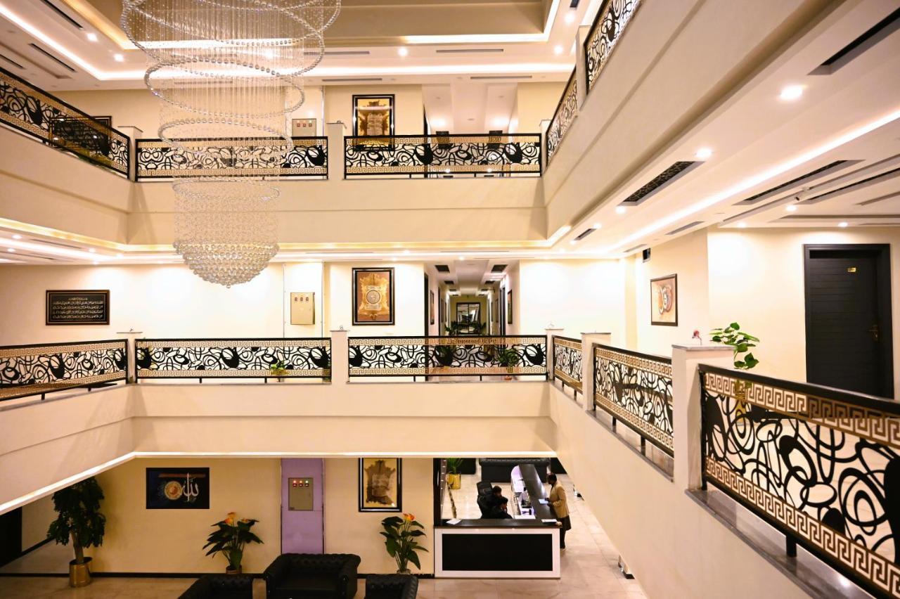 Hotel Home 纳兰恩 外观 照片