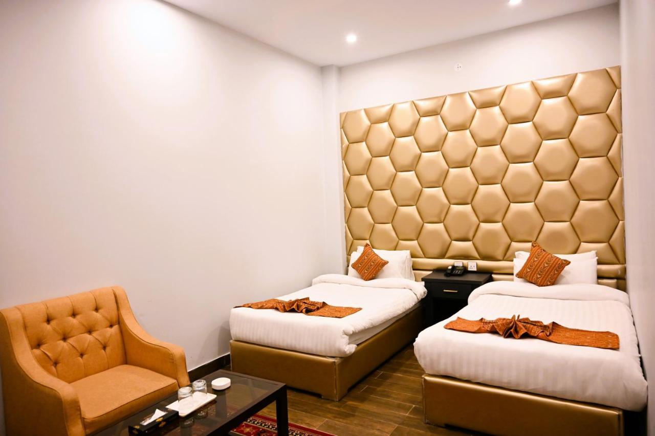 Hotel Home 纳兰恩 客房 照片