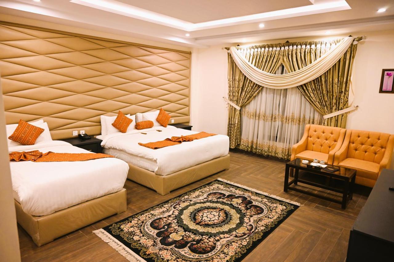 Hotel Home 纳兰恩 客房 照片
